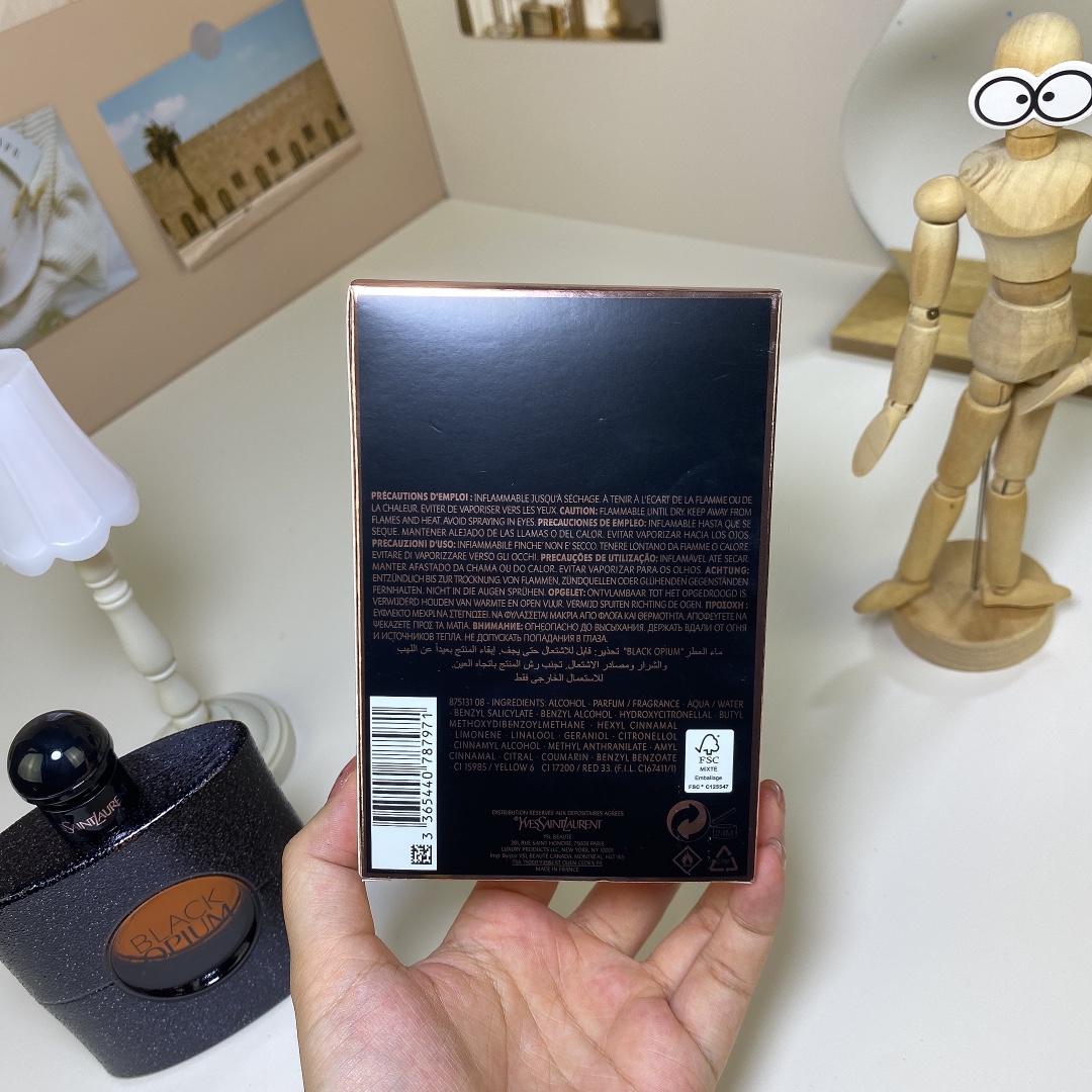 Saint Laurent perfume